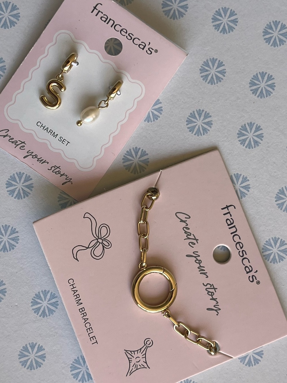 Francesca's Gold Initial 'S' and Pearl Charm Set